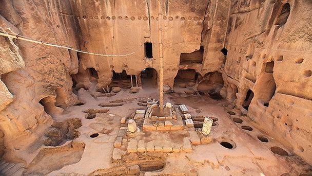 О монашеском уставе Василия Великого О монашеском уставе Василия Великого