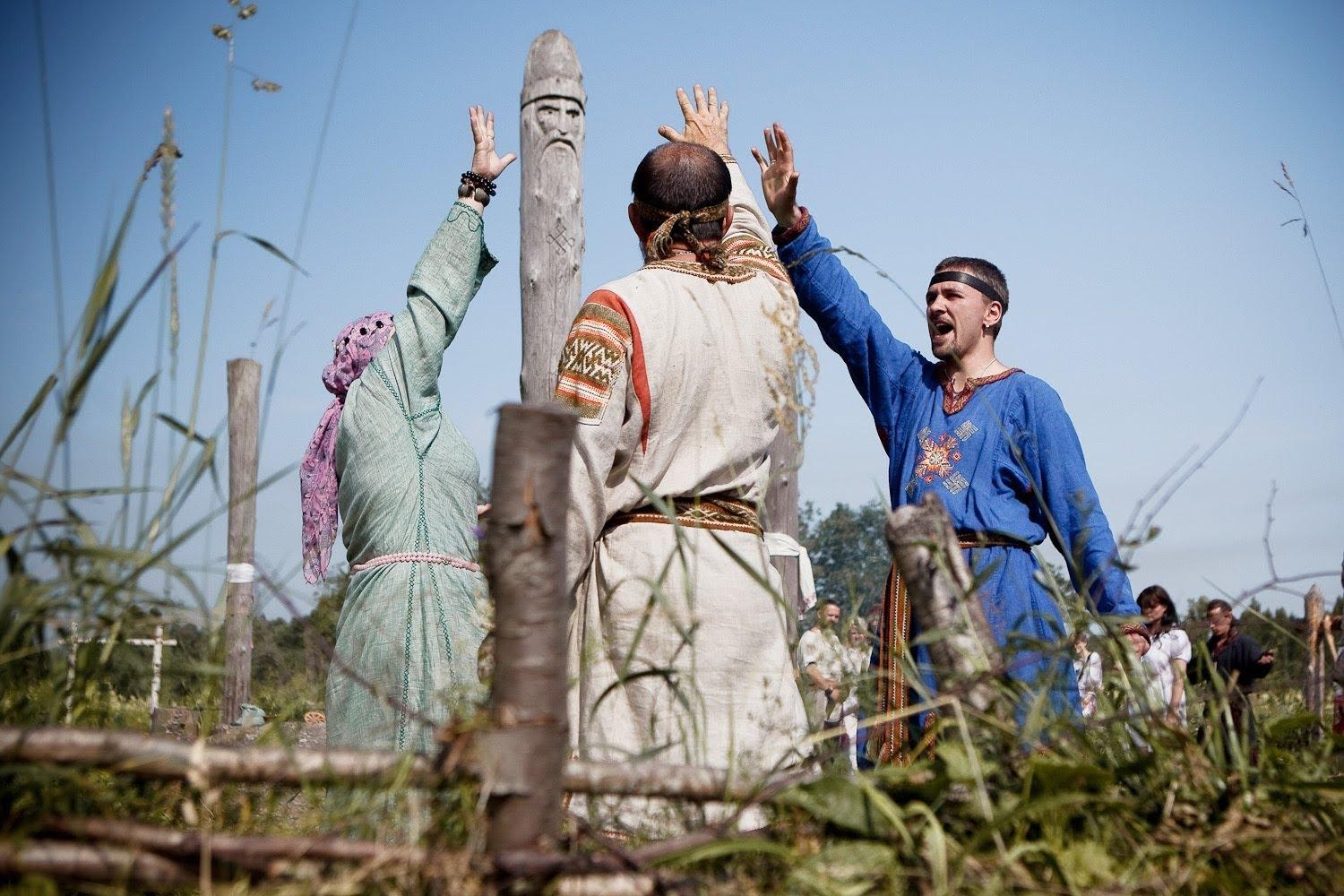 В чем идолопоклонство наших дней?